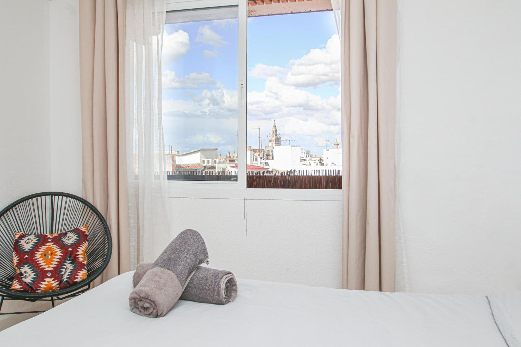 Stunning Apt W Views To Giralda - 15 Minutes Walk Séville Extérieur photo